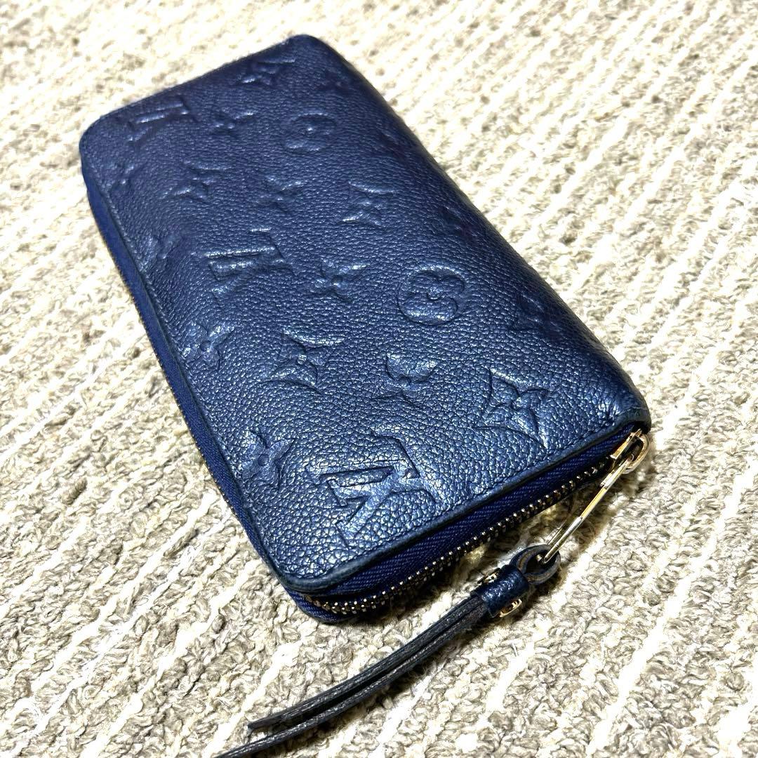 ルイヴィトン　ジッピーウォレット限定カラー