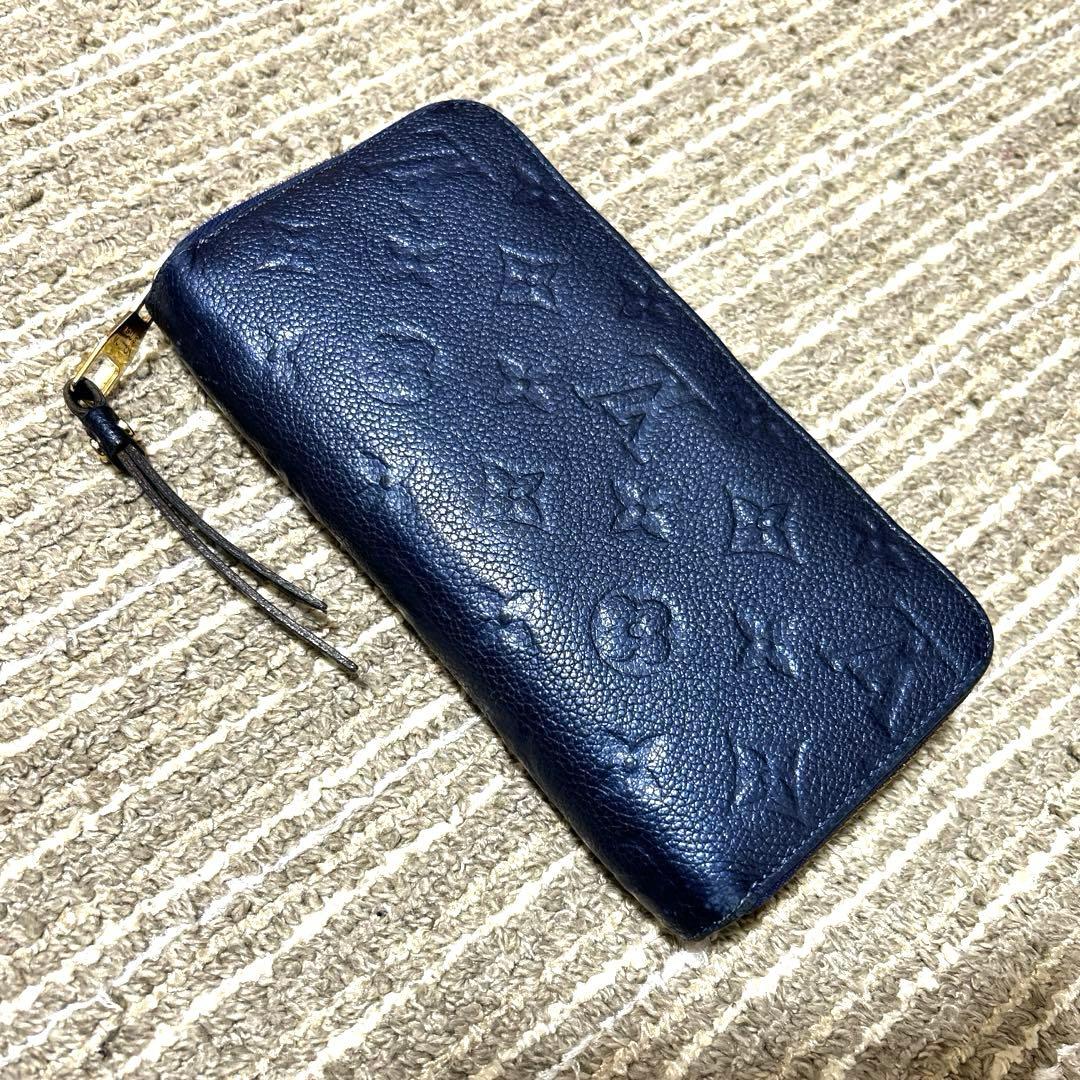 ルイヴィトン　ジッピーウォレット限定カラー