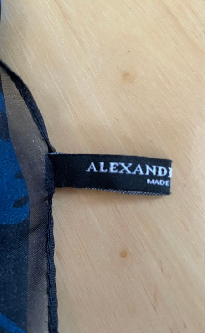 ALEXANDER MCQUEEN アレキサンダーマックィーン　スカーフ　青黒