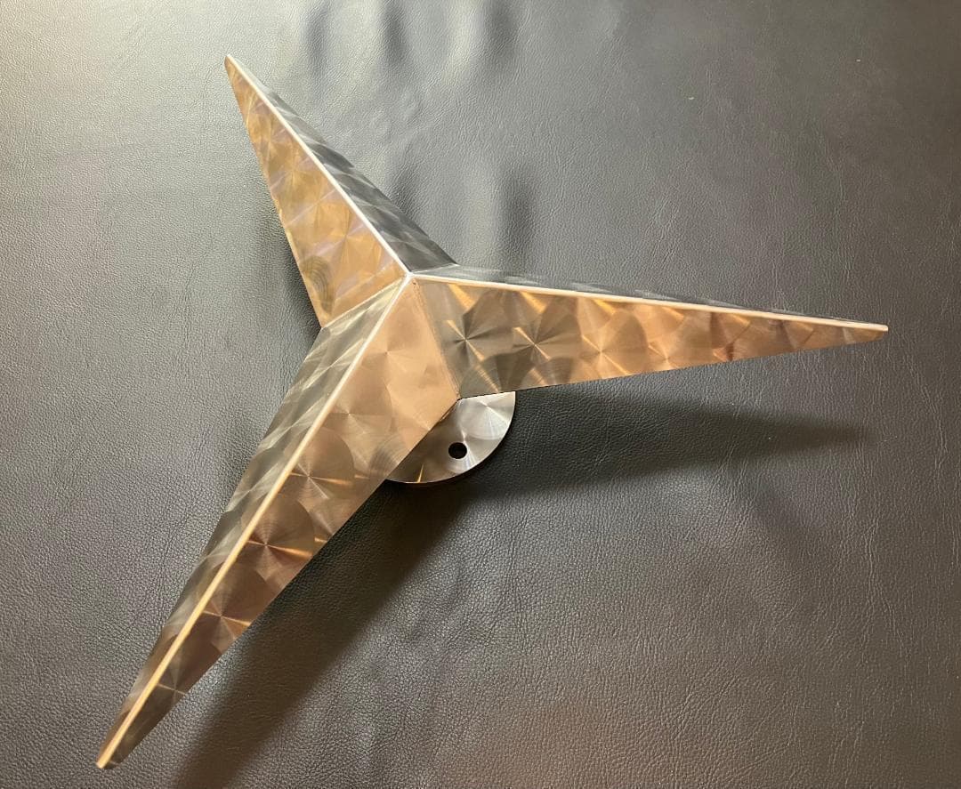 ウロコステンレス製 大型車用 22.5インチ ホイールうろこスピンナー 4個