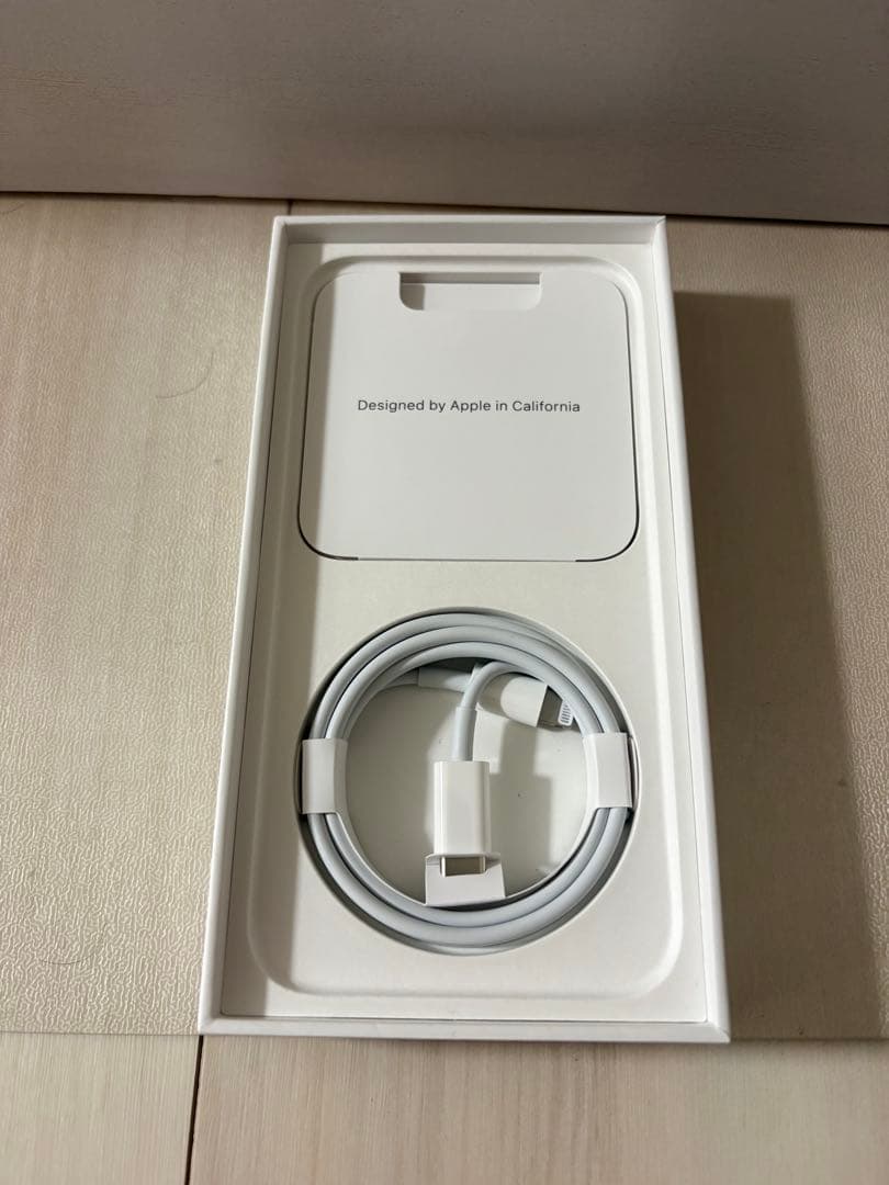 Apple iPhone 13 256 GB ミッドナイト 本体 箱付き