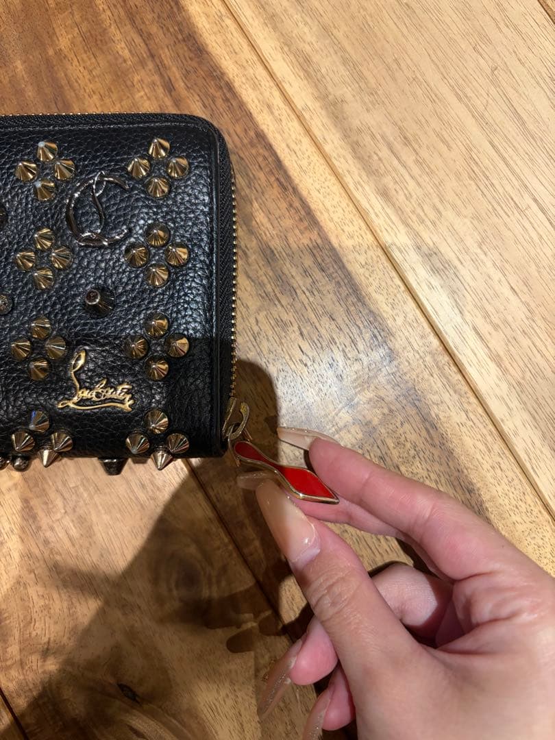 Christian Louboutin 長財布 ブラック