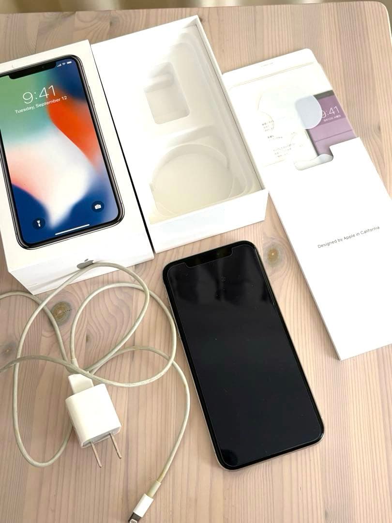 携帯電話本体 iPhone X 64GB