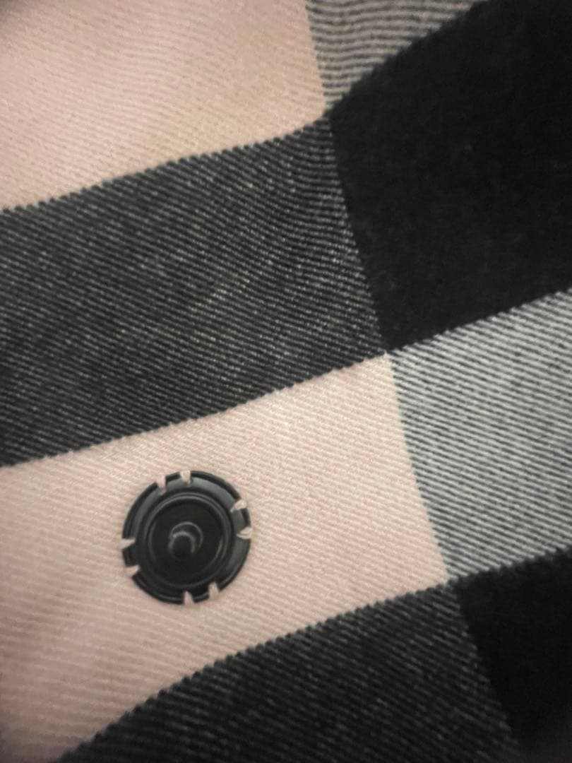 未使用　バーバリーチルドレン　ポンチョ　ケープ　ピンク