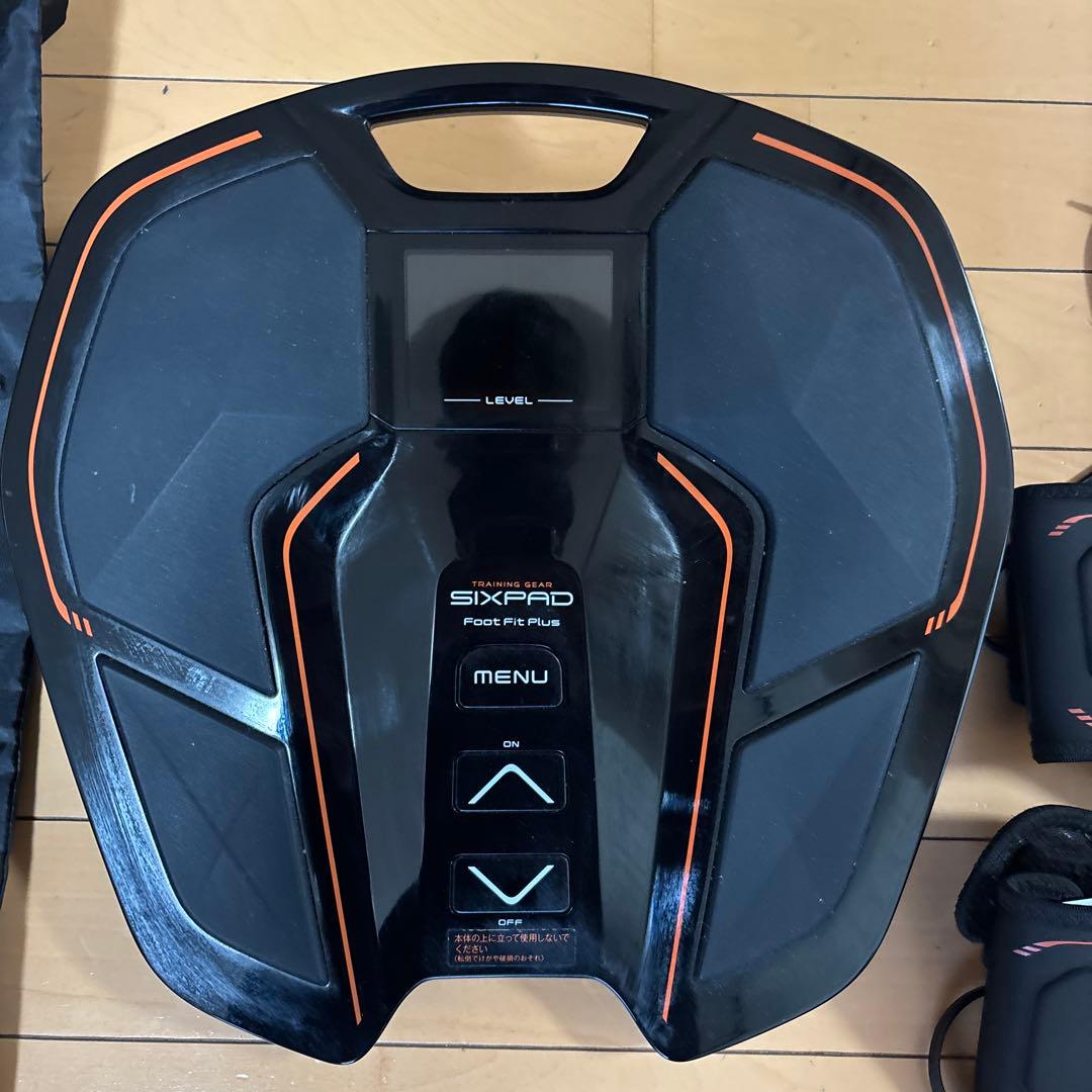 SIXPAD フットフィットプラス トレーニング機器 パッド2個付き