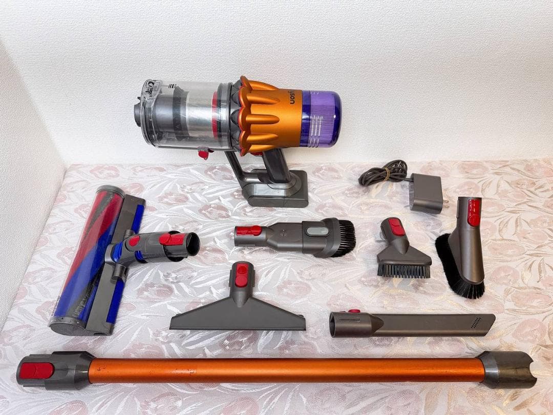 236-ダイソン dyson SV18 掃除機 作動品