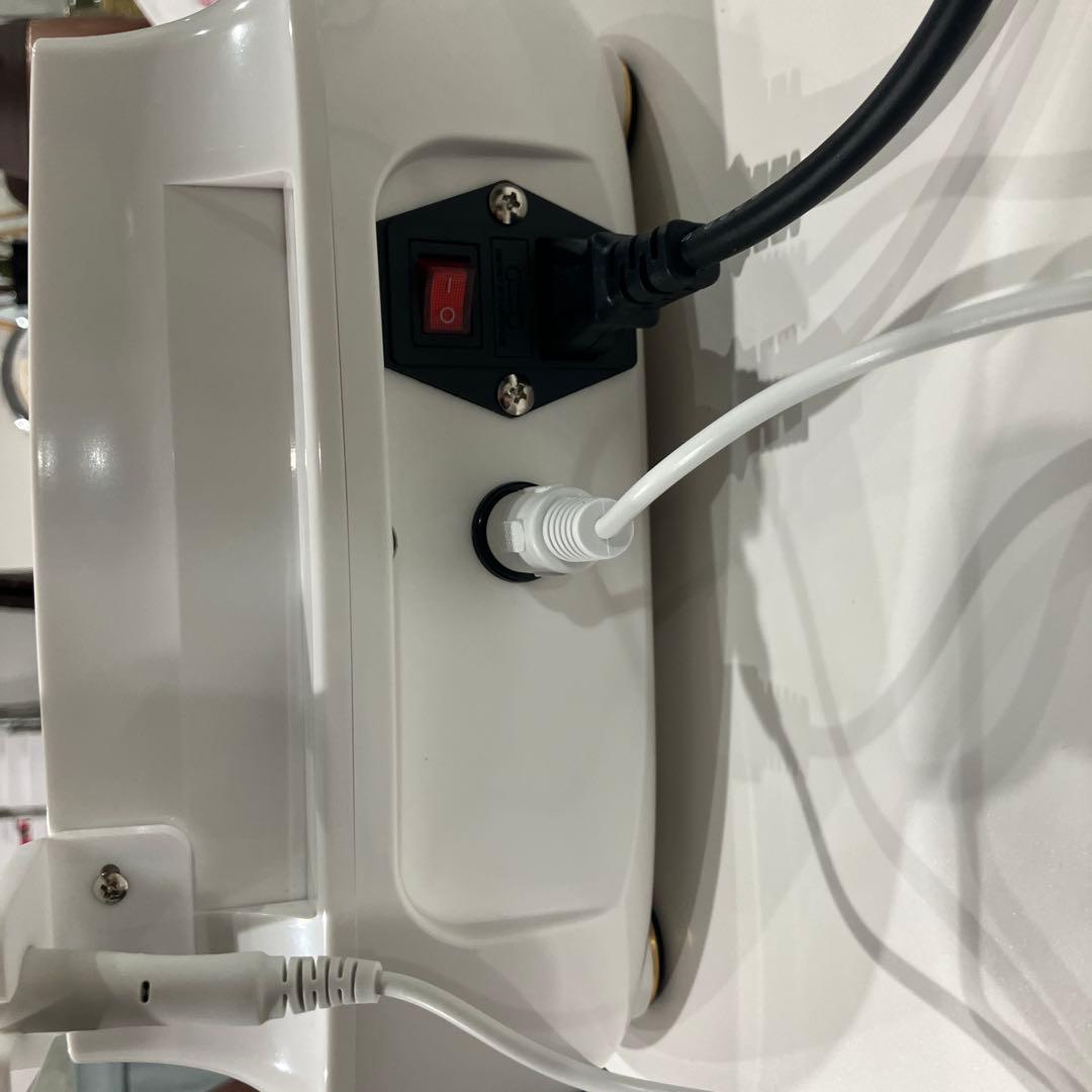 2025年最新式　低周波シミケアマシン　説明書、1年保証付き通電しただけの新品！