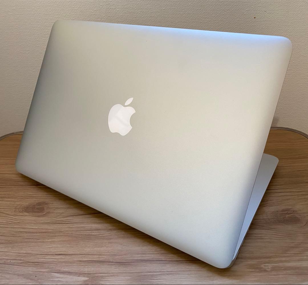 Apple MacBook Air 13インチ シルバー