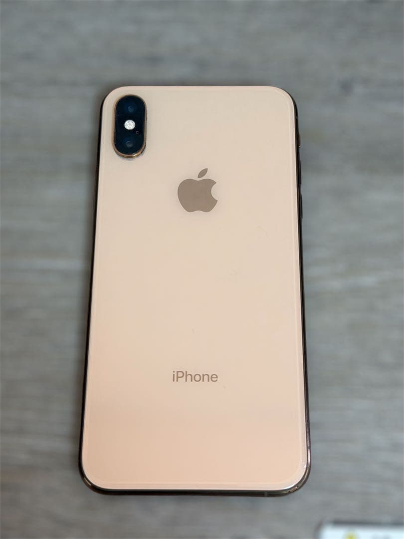iPhone Xs ゴールド 画面にひびあり