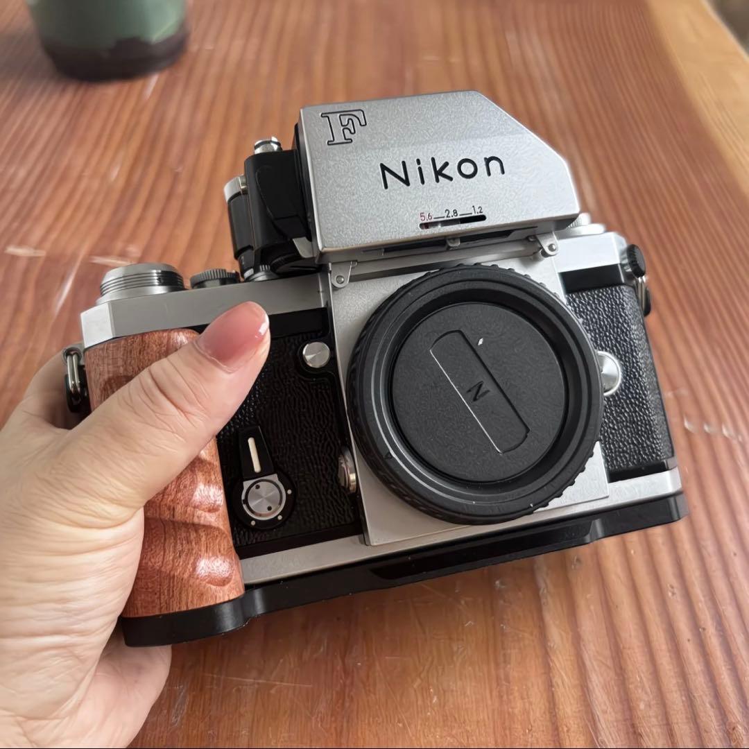 新品　 nikon F専用グリップ
