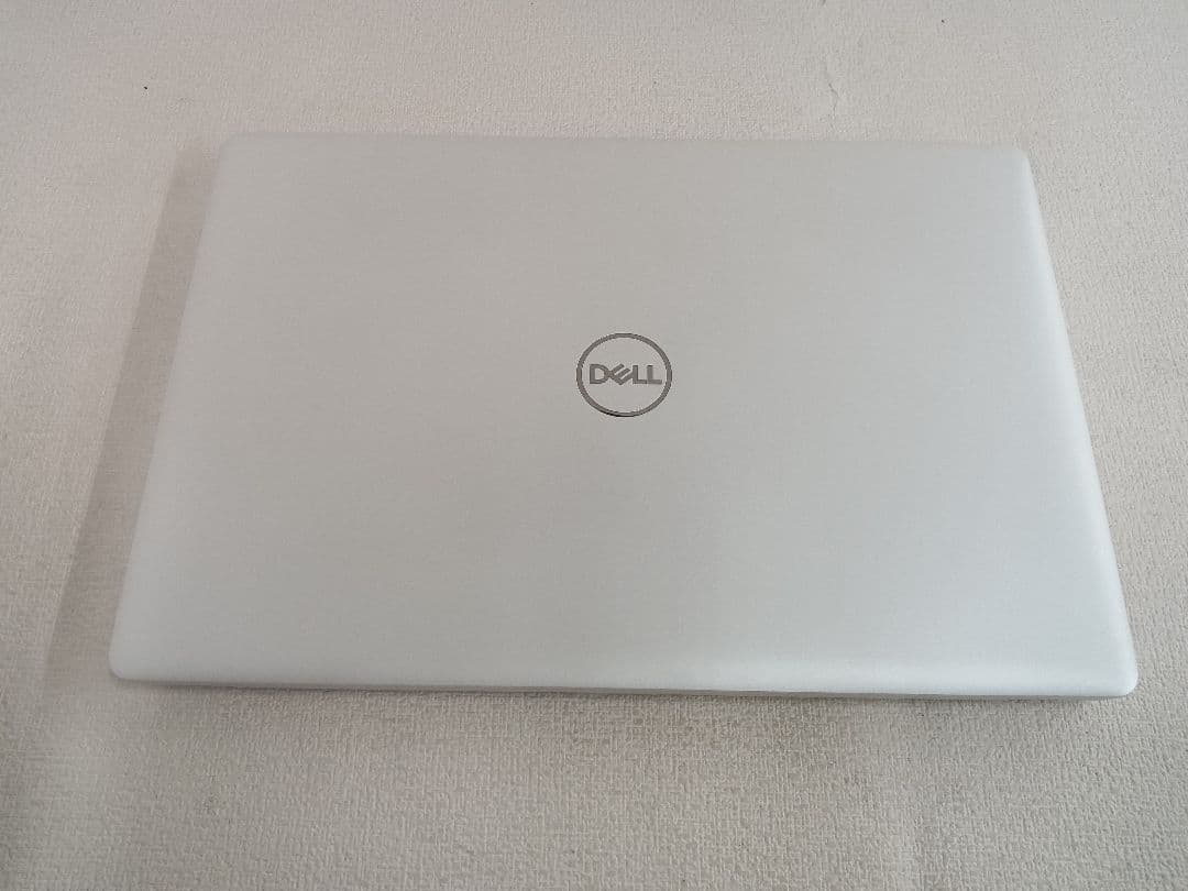 ✪ Dell Inspiron 5570 ストレージ無 Corei7 8GB
