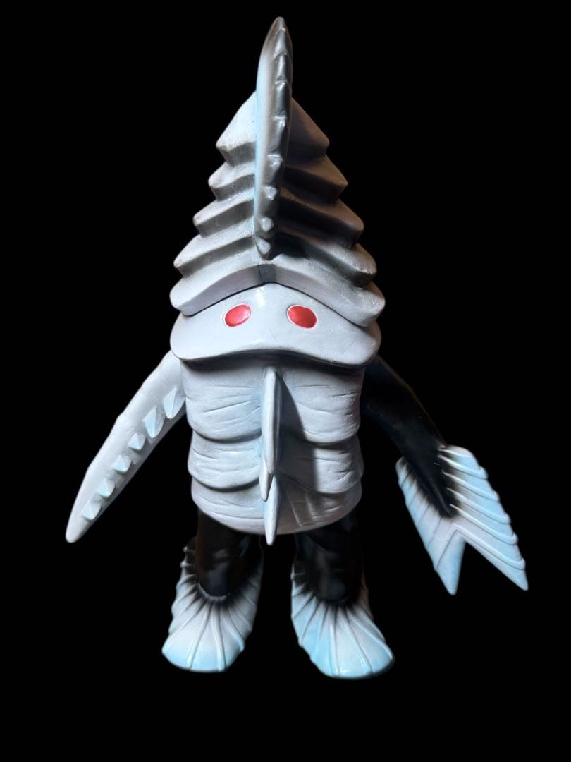 東映レトロソフビコレクション　シロノコギリザメ