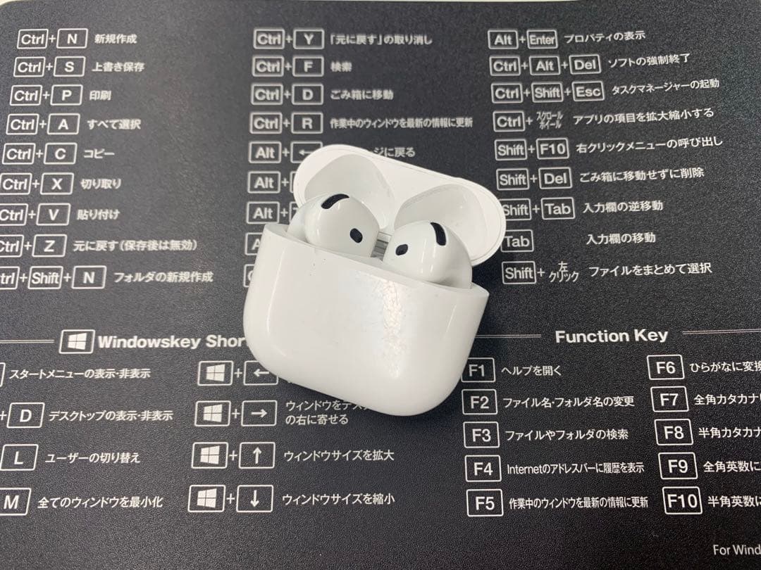 【最終値下げ❗️】AirPods4 第4世代 ノイキャンズキャンセリング 非搭載