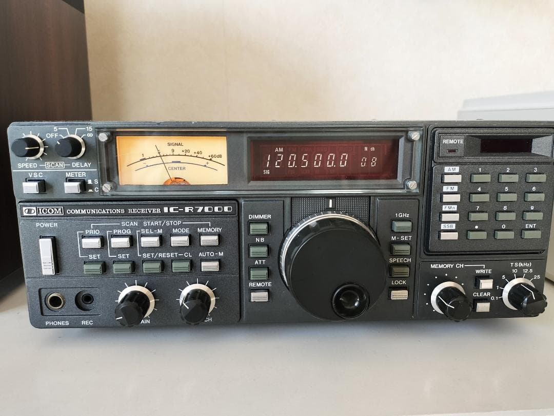 ICOM IC-R7000 広帯域受信機 動作品