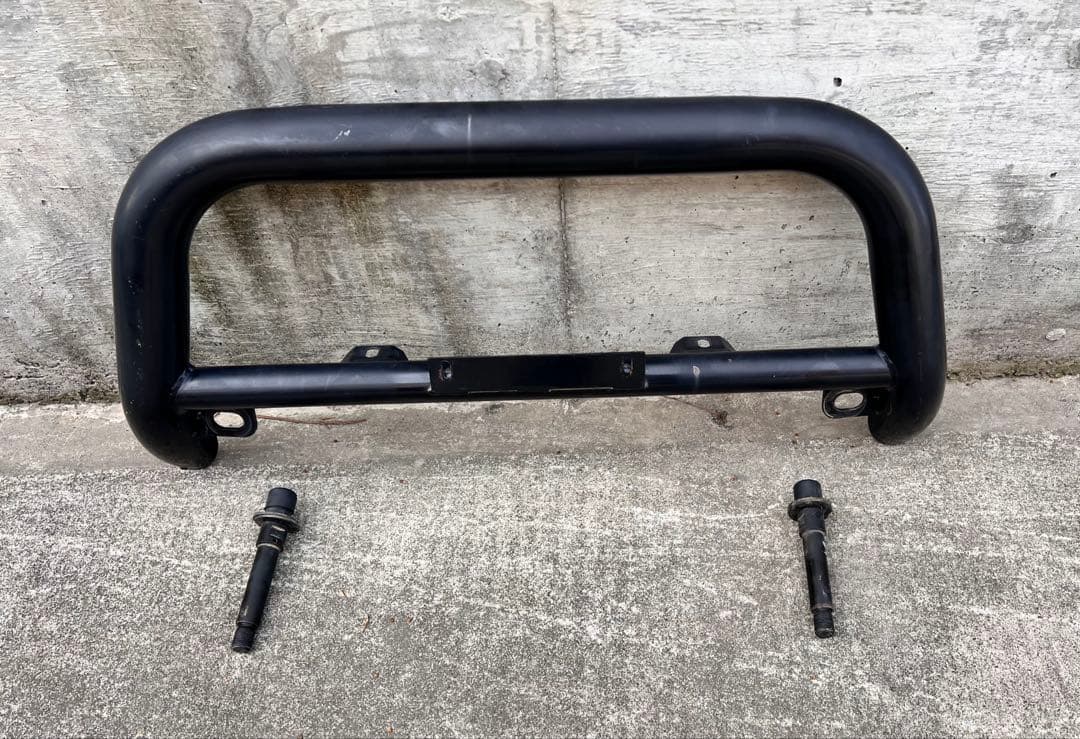 ハイエース 200系 グリルガード バンパーガード 送料込み！！