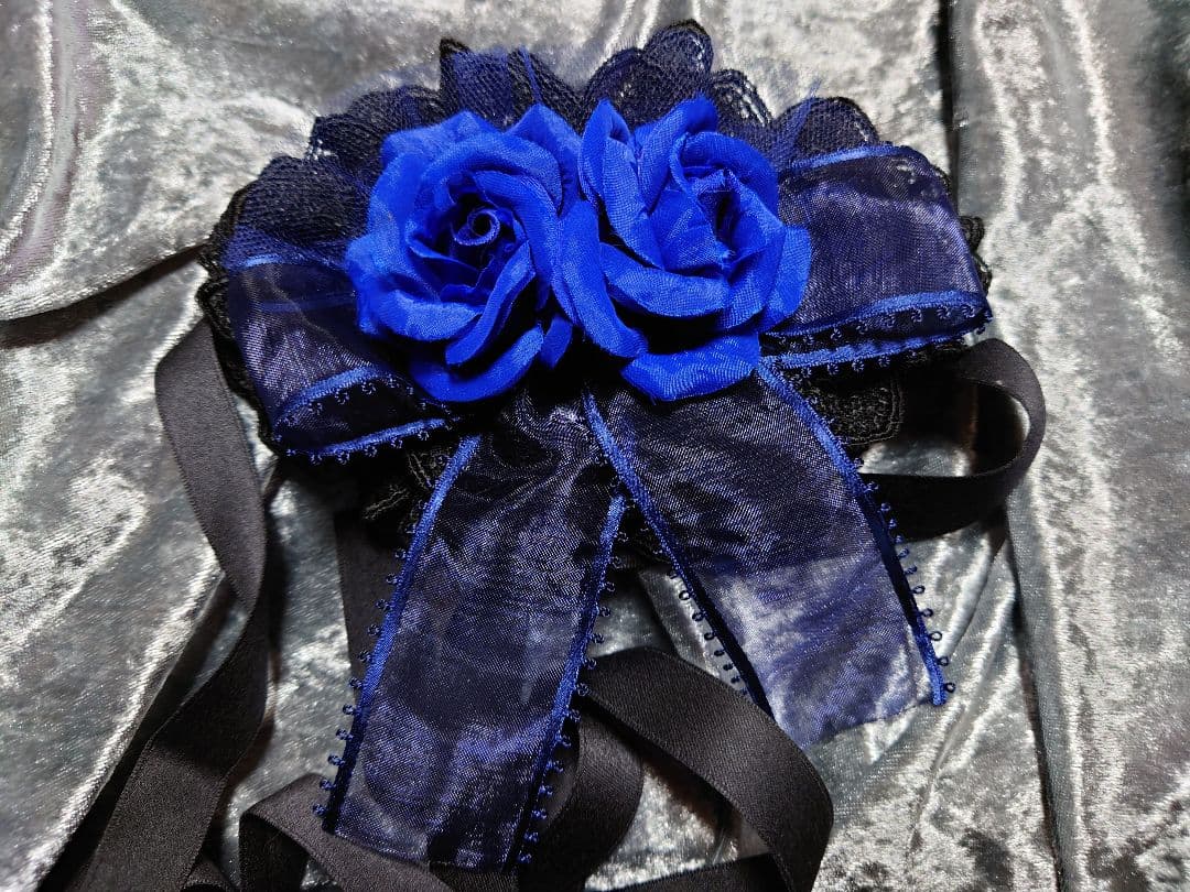 美品Moitie 青薔薇ヘッドドレス ブラック×ブルー ネイビー モワティエ