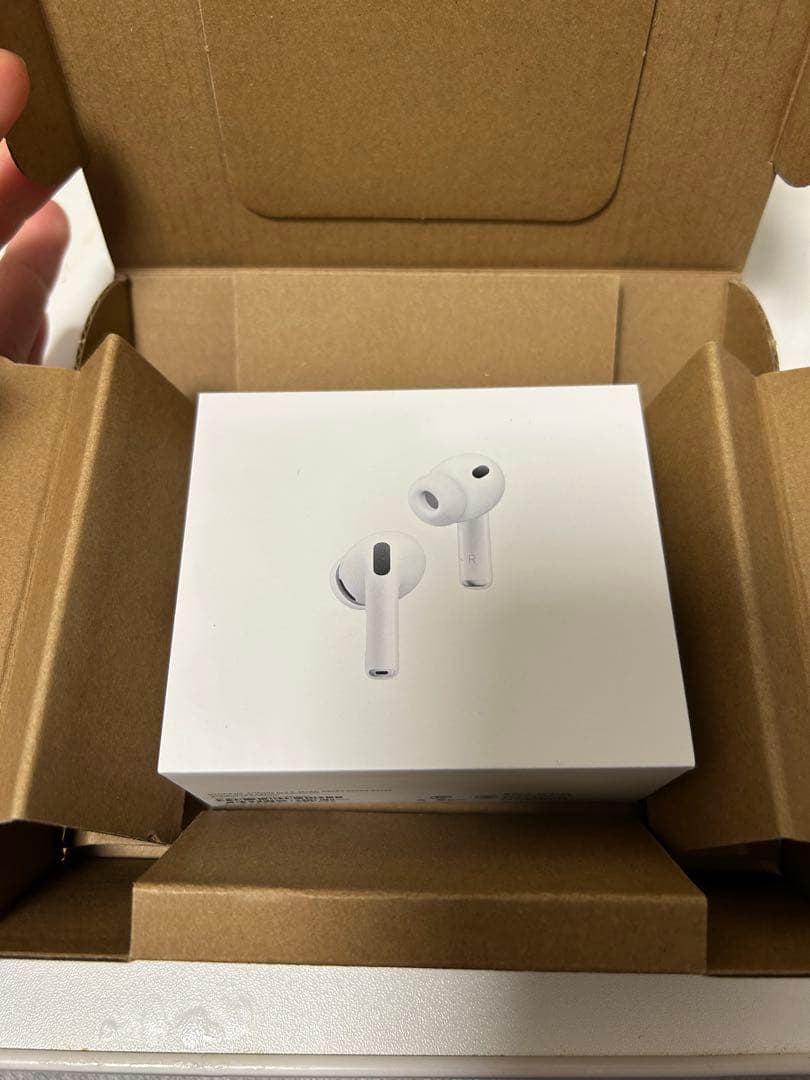 【新品未開封】AirPods Pro 3 本体 11/12日に届いたばかりです