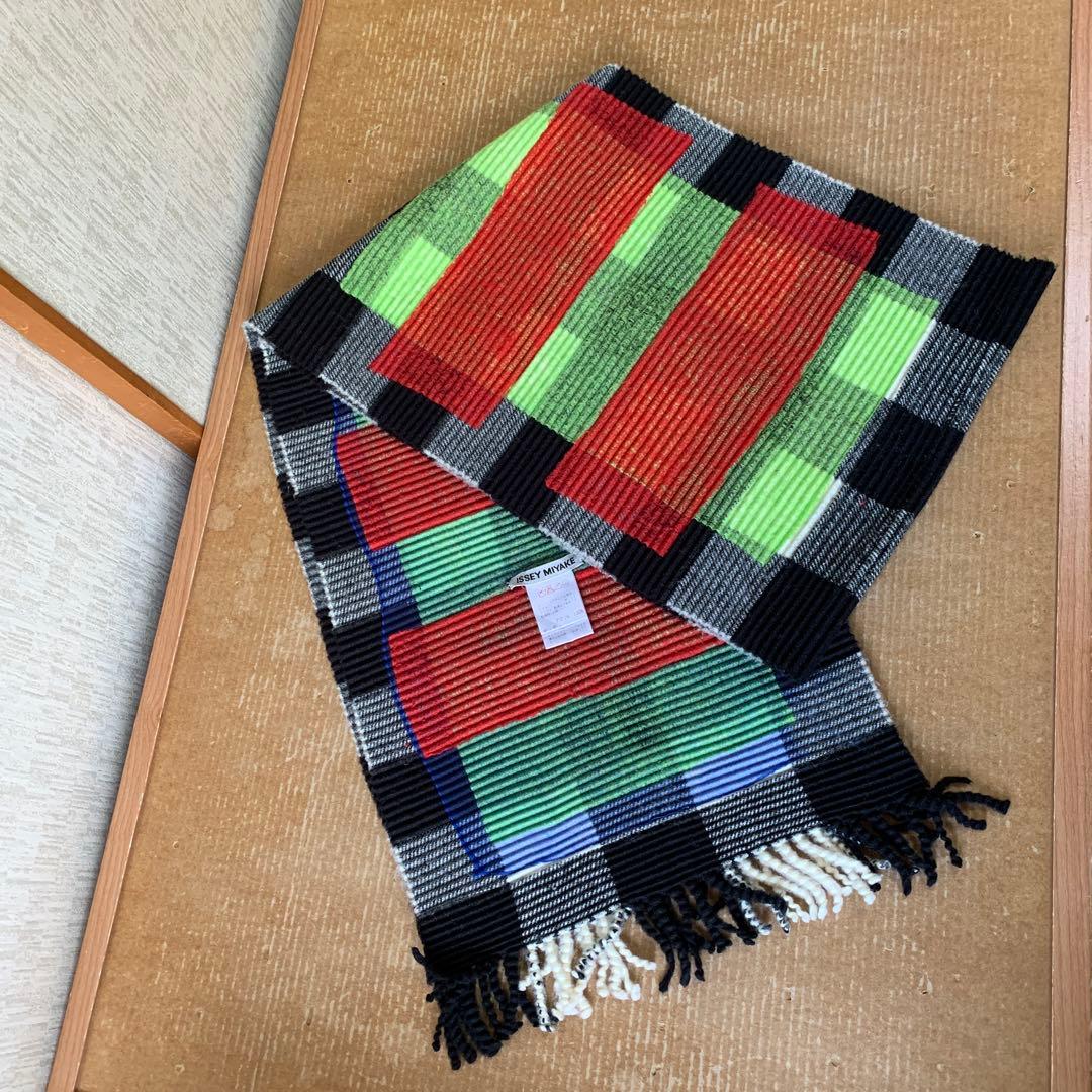 d*3様 イッセイミヤケ ストール マフラー マルチカラー プリーツプリーズ