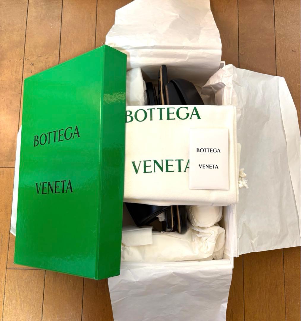 【大きいサイズ】28cmボッテガヴェネタ　フラットサンダル