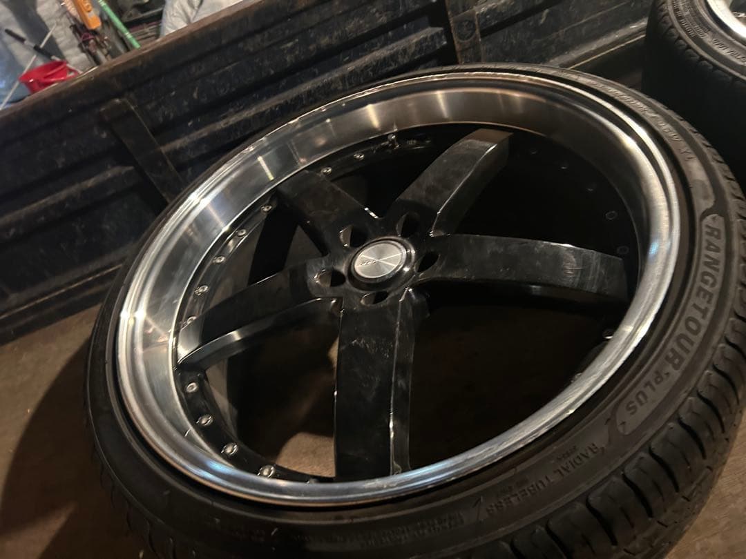 21インチ アルミホイール セット　　①