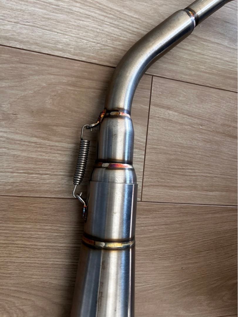 リンパーツBreathing GP Racing マフラー　グッドレザー