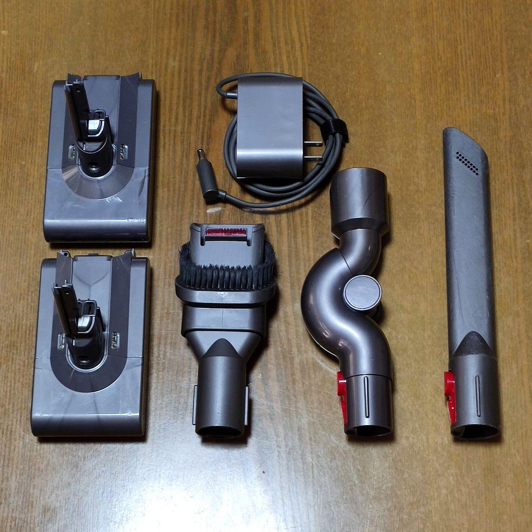 ダイソンV8 SV10掃除機 完全分解清掃済み 動作品 純正バッテリー２つセット