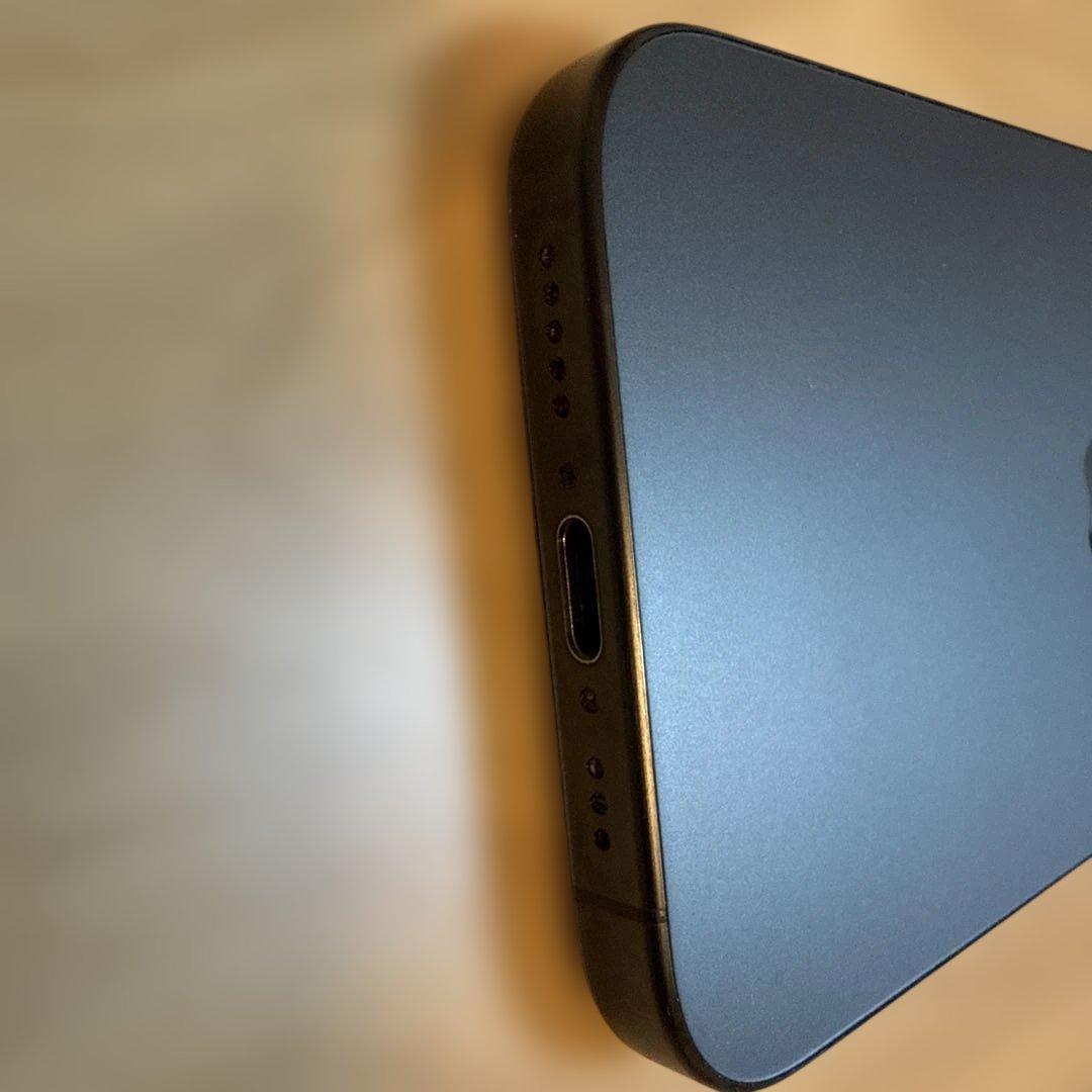 バッテリー最大容量87% 512GB Apple iPhone 15 Pro