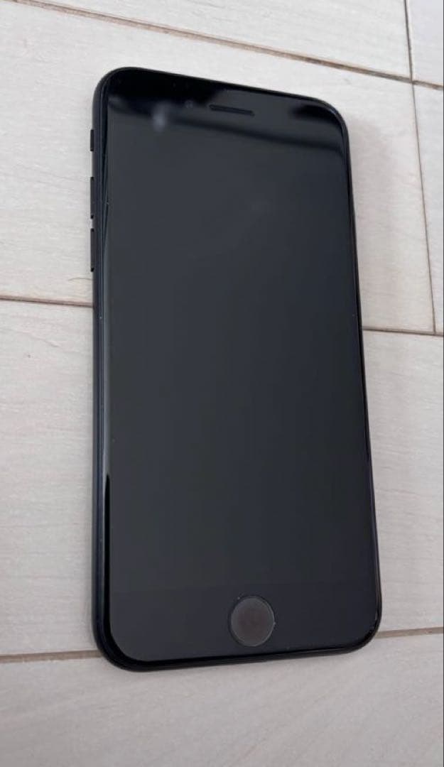 iPhone SE第2世代 本体　64G