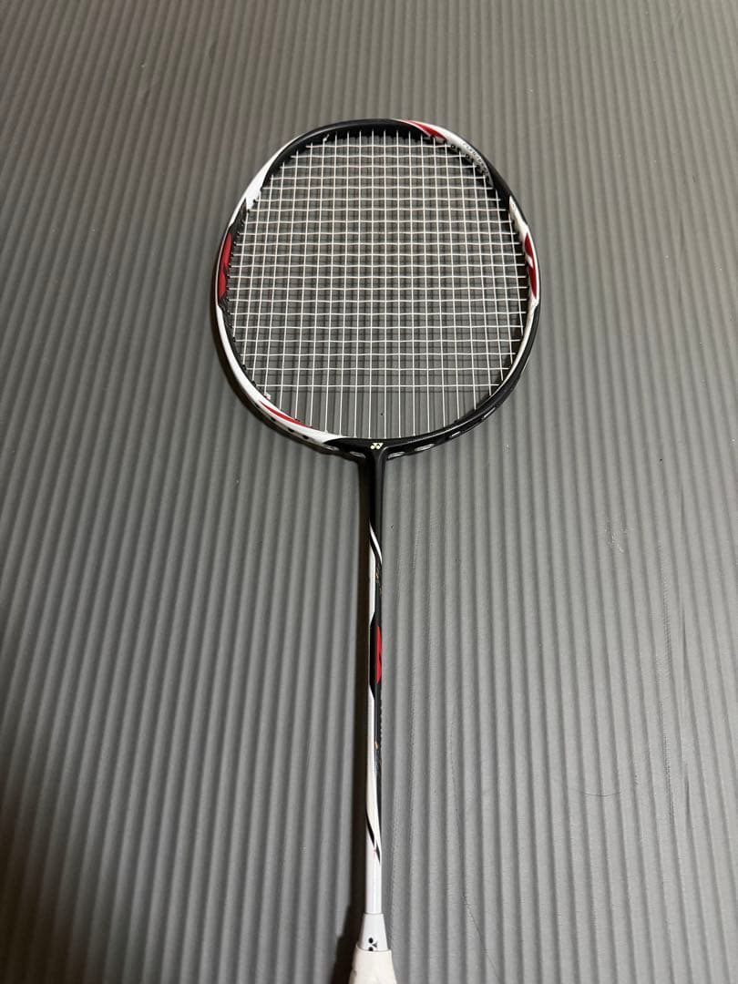 ヨネックス　yonex DUORA Z-STRIKE(廃盤品)