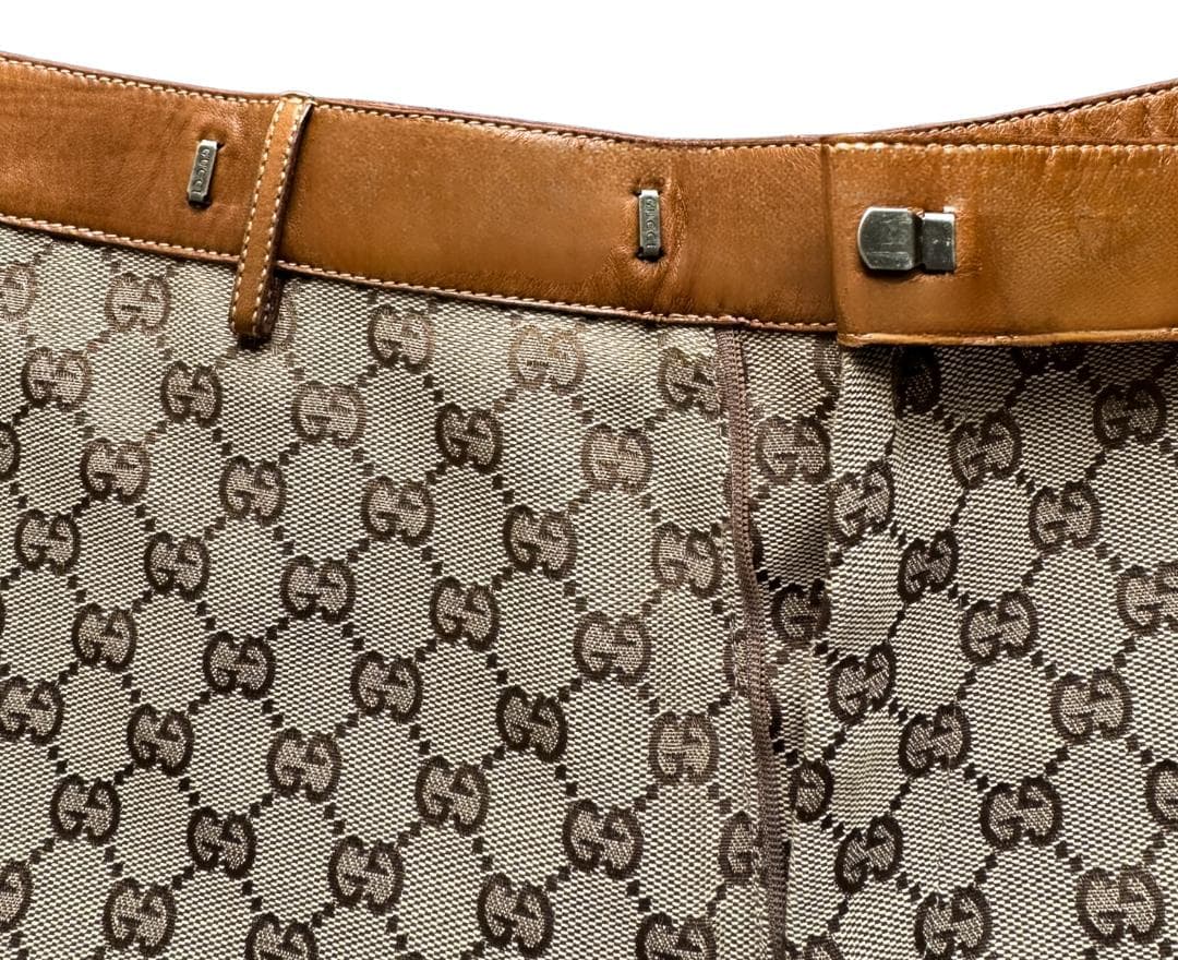 GUCCI レザー トリム付き GG キャンバス ショートパンツ サイズ38