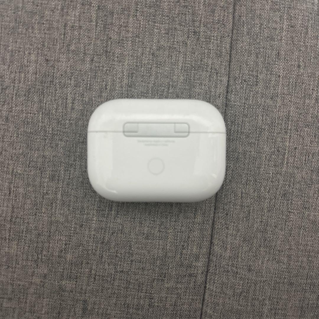 AirPods Pro 本体 充電ケース付き ホワイト