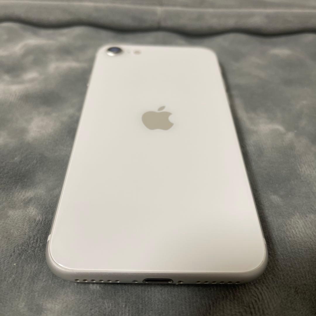 iPhone SE (第2世代) 128GB ホワイト SIMフリー