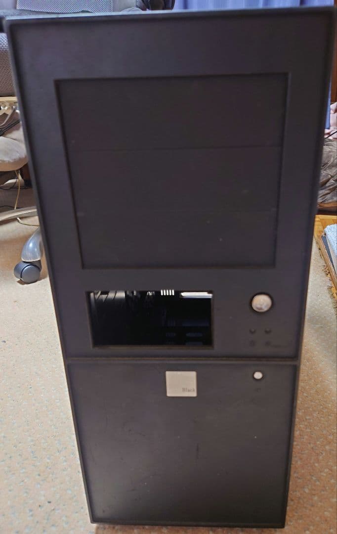 自作デスクトップPC（ストレージ無し）