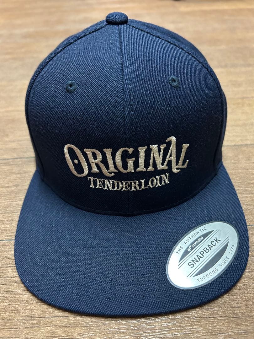 TENDERLOINテンダーロイン ネイビーフラットバイザーベースボールキャップ