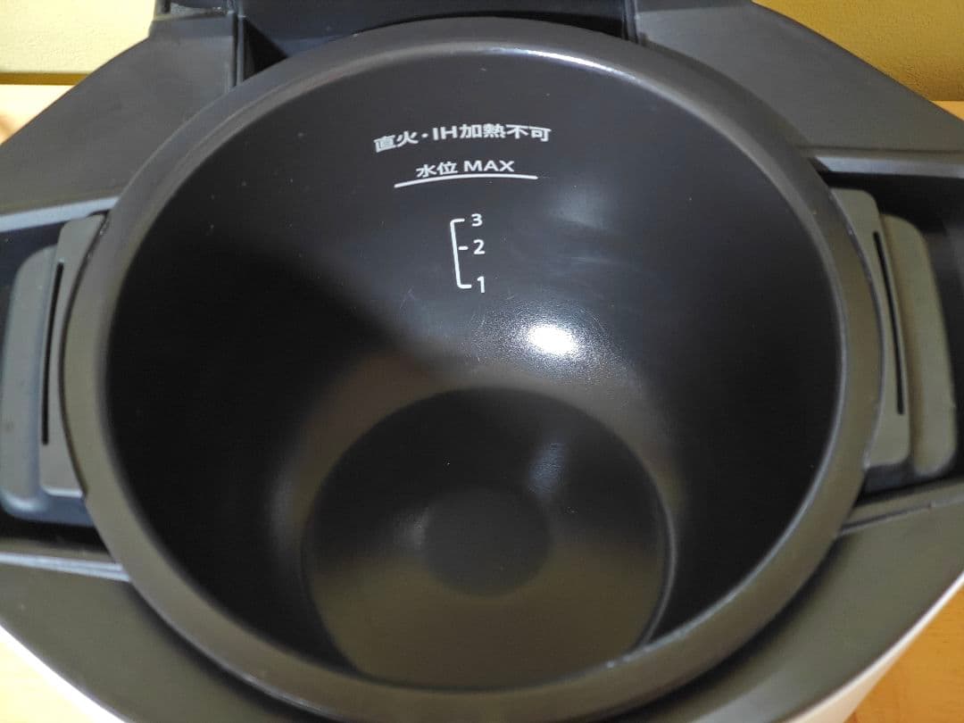 SHARP ヘルシオ ホットクック KN-HW16G ホワイト 1.6L