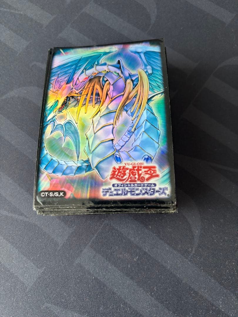遊戯王　レインボードラゴン　スリーブ　71枚