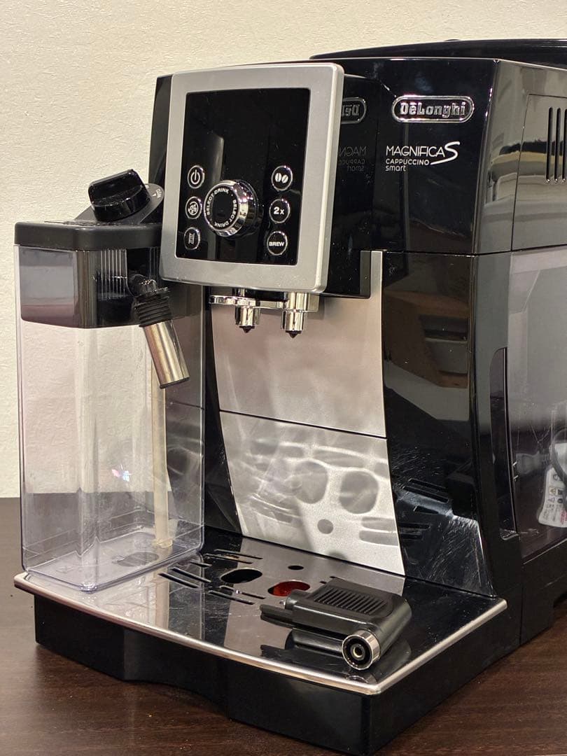 【価格変更中】デロンギ 全自動エスプレッソマシン ECAM23260SBN 美品