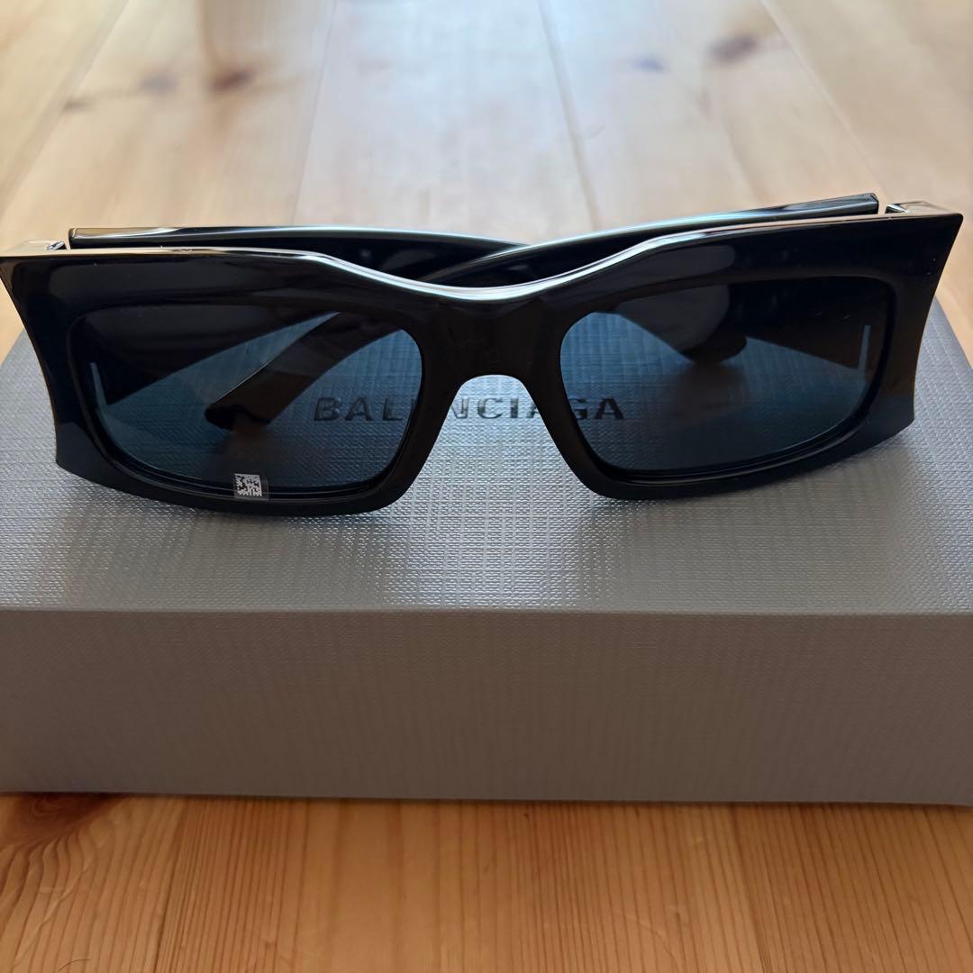 BALENCIAGA バレンシアガ サングラス 新品未使用