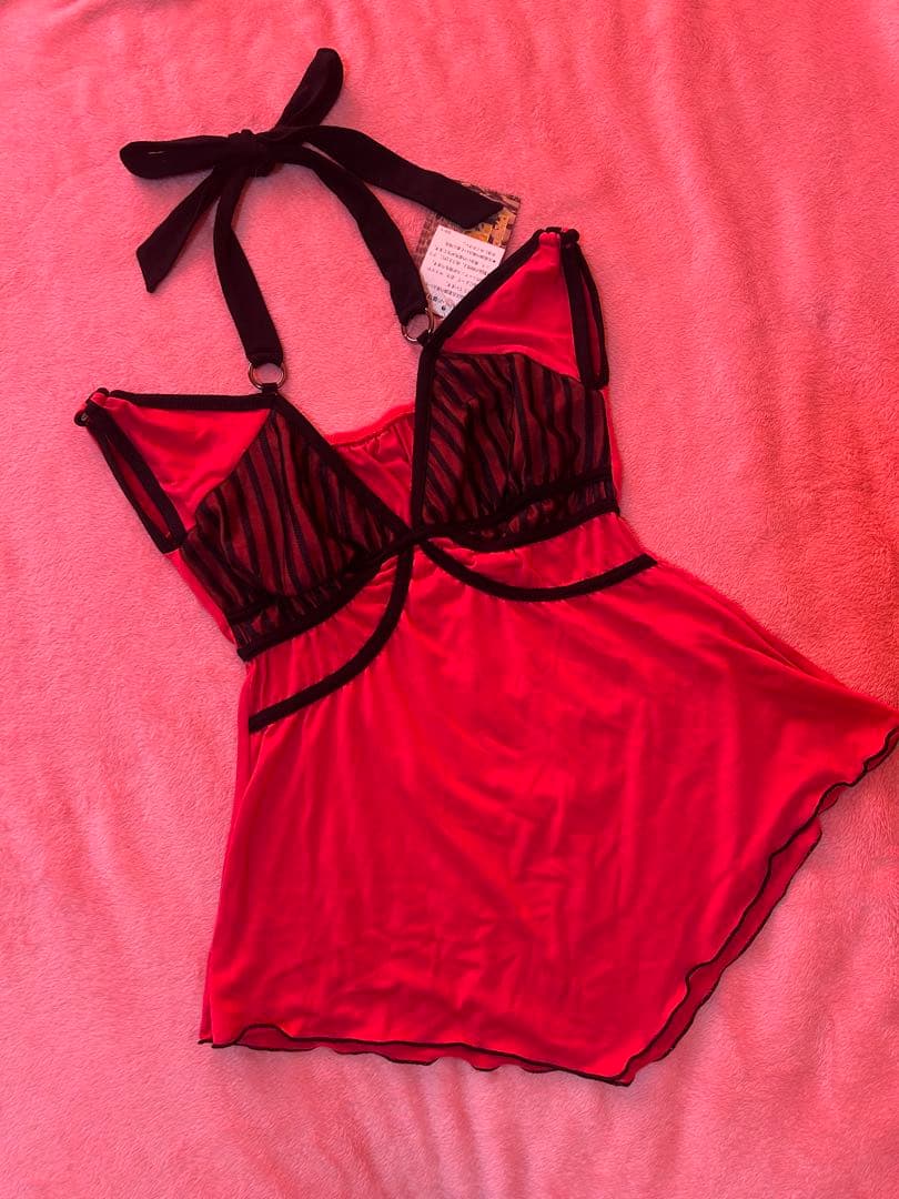 ら*S様 d.i.a. オフショルダー ホルターネック 黒レースと縁取りがポイン