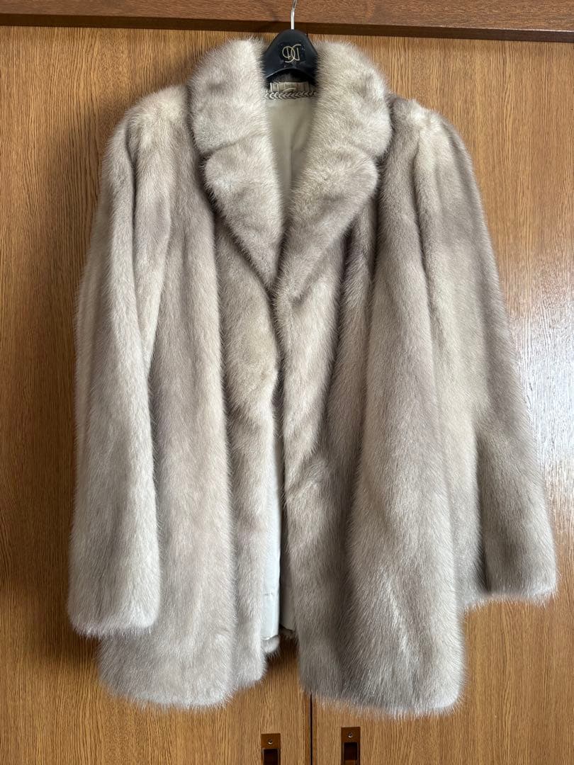 サファイアミンクショートコート