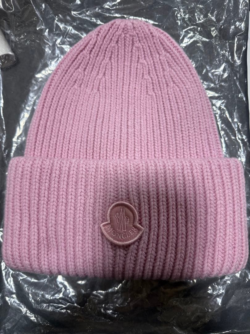 にゃんこす さん専用MONCLER ピンク ニットビーニー
