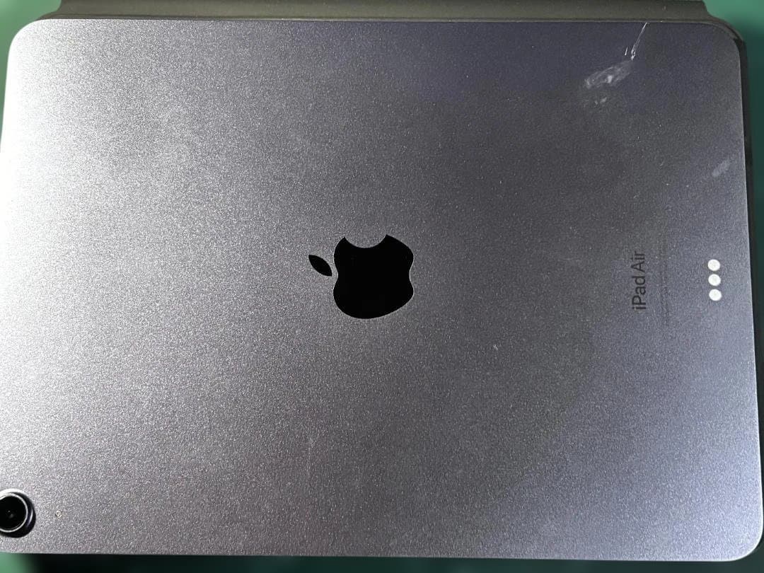 iPad air 第５世代　64G　Omikamo マジックキーボード付き