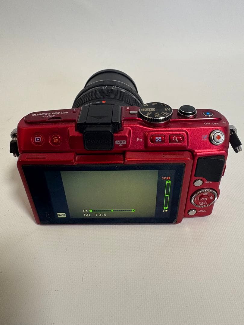 デジタルカメラ OLYMPUS PEN Lite E-PL6