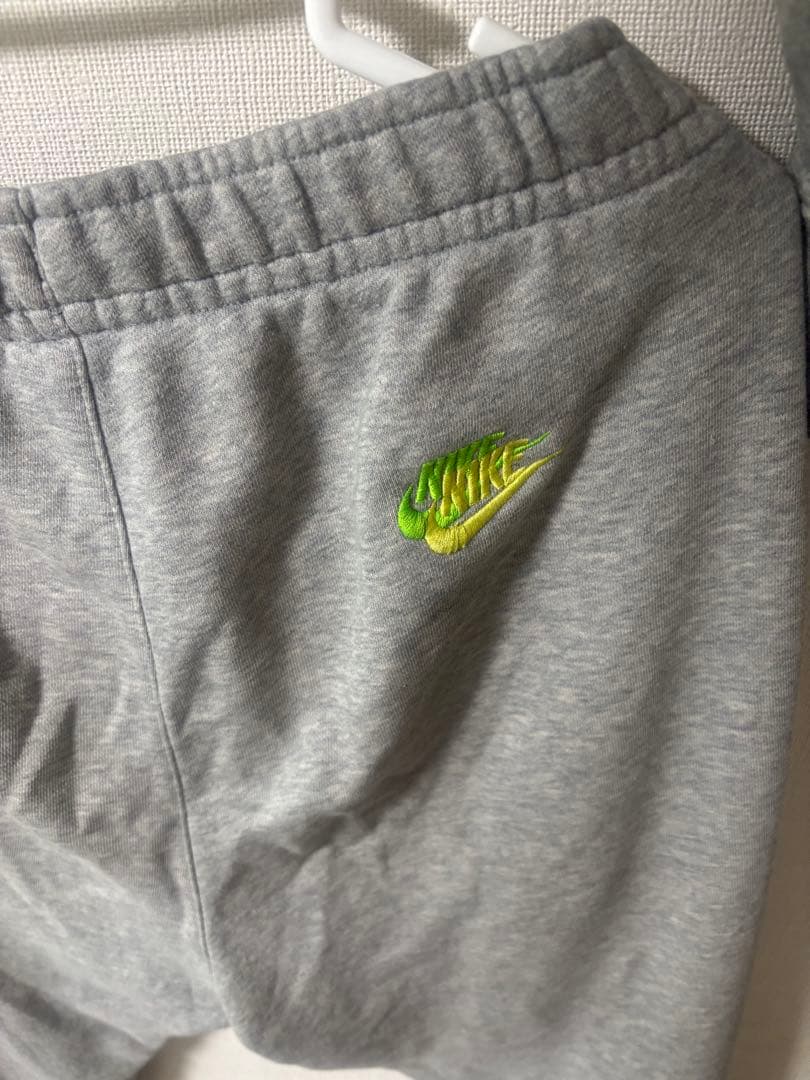 Nike グレー スウェットセットアップ