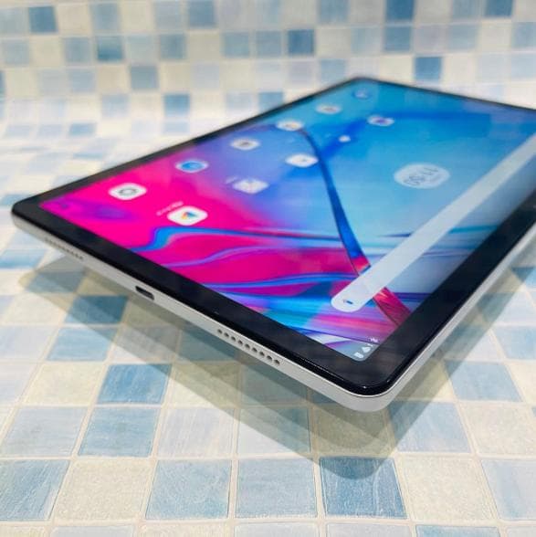 Lenovo TB-J607Z Androidタブレット 本体