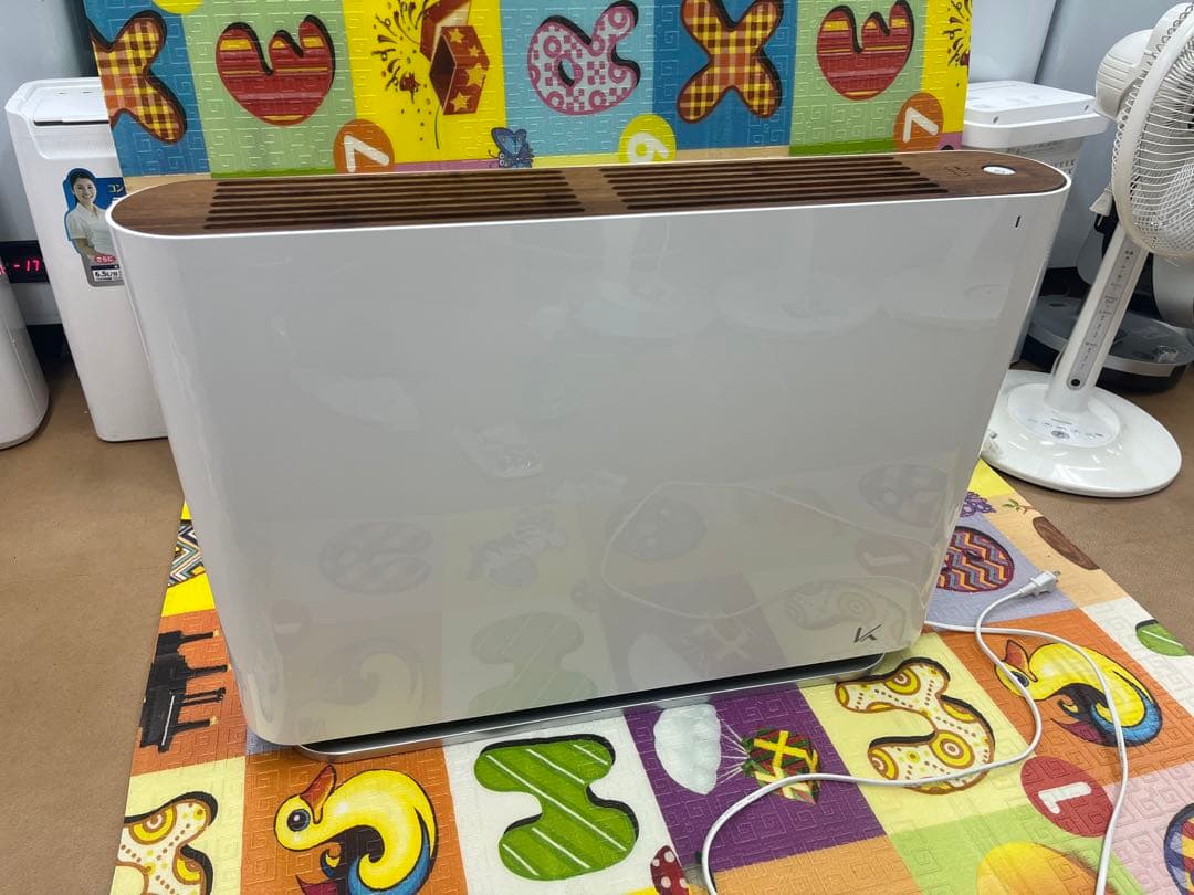 カルテック 光触媒 除菌・脱臭機KL-F01 60畳タイプ大空間用 床置き