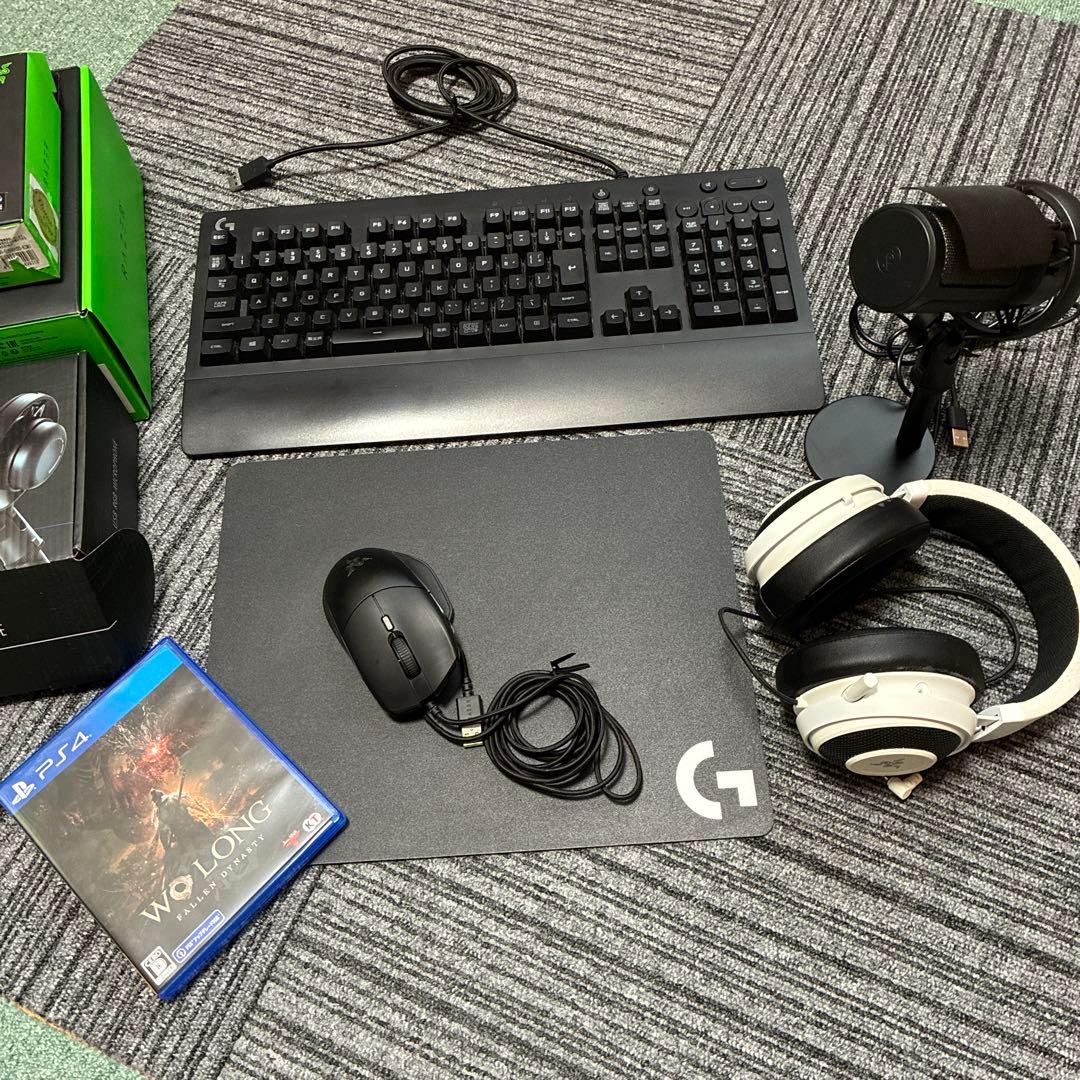 ゲーミングセット　ヘッドホン　マウス　キーボード　マウスパッド　マイクスタンド