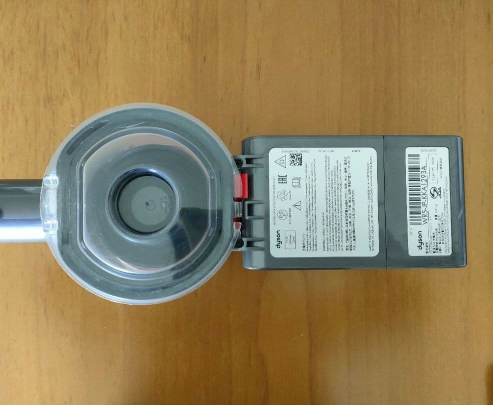 Dyson SV10 スティッククリーナー 本体＋ツールセット