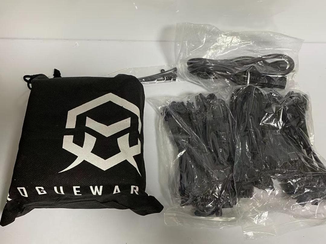 ほぼ未使用 1200W 80PLUS PLATINUM 電源ユニット