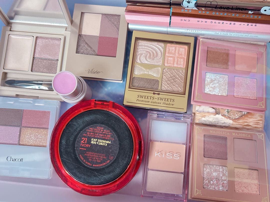 お化粧品まとめ売り✩.*˚約70点以上あります!!写真必見っ!!